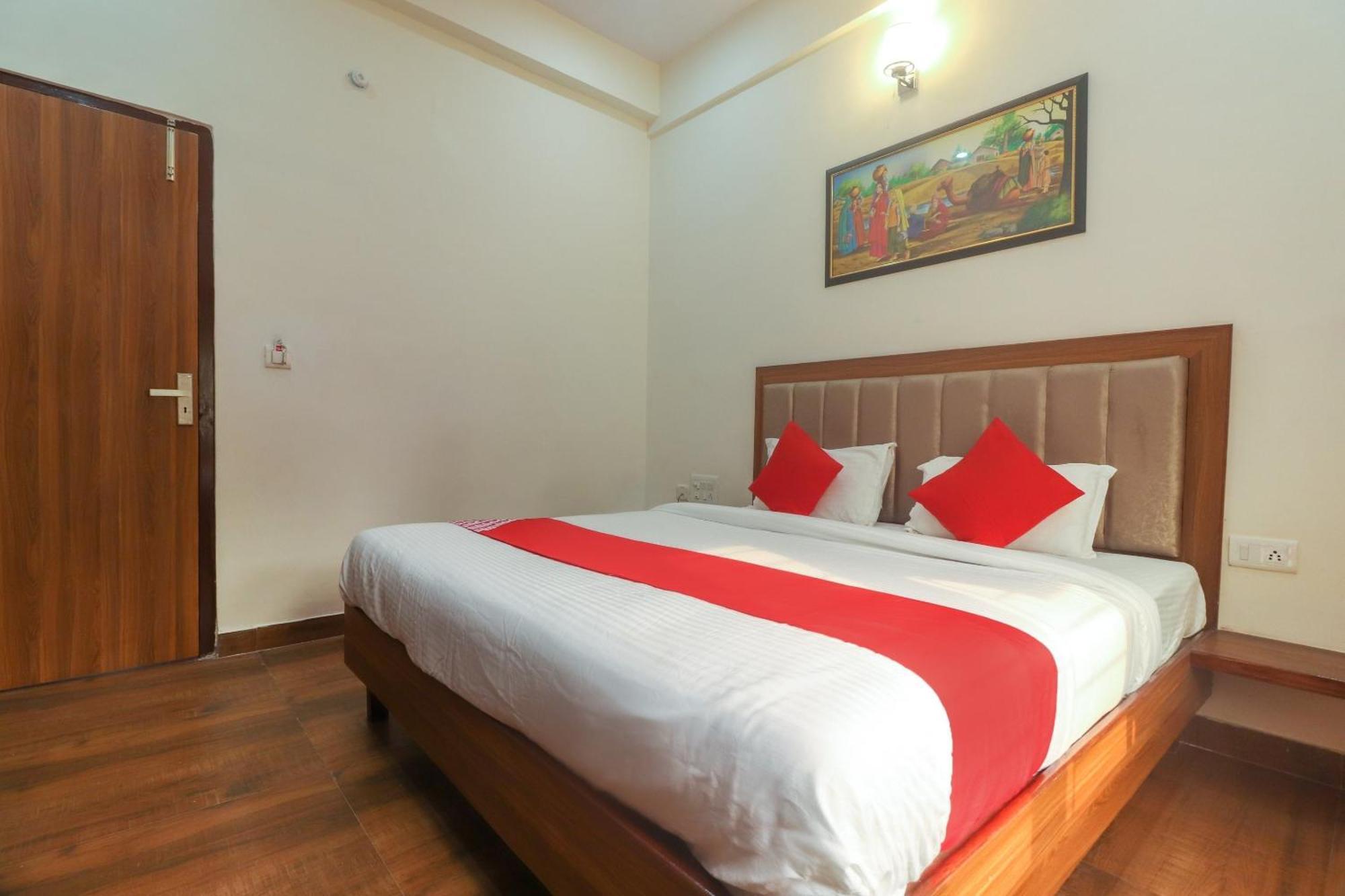 Hotel O Taj Classic Tajganj Екстер'єр фото