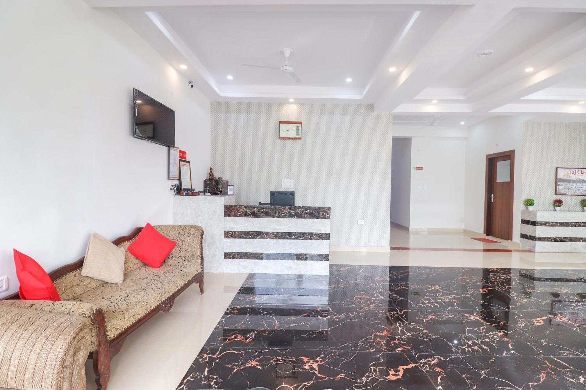 Hotel O Taj Classic Tajganj Екстер'єр фото
